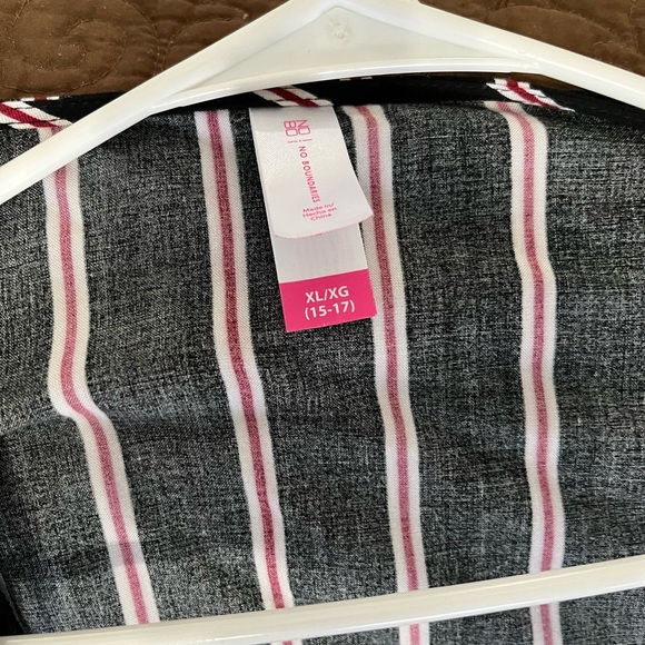 (2) EUC CUTE MATCHING OUTFITS BOTTOMS 11/27 TOP XL - Picture 6 of 9